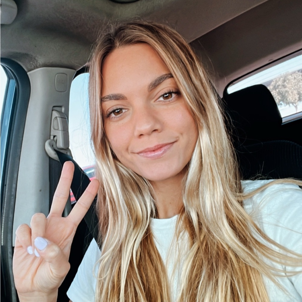 Meet your Posher, Megan